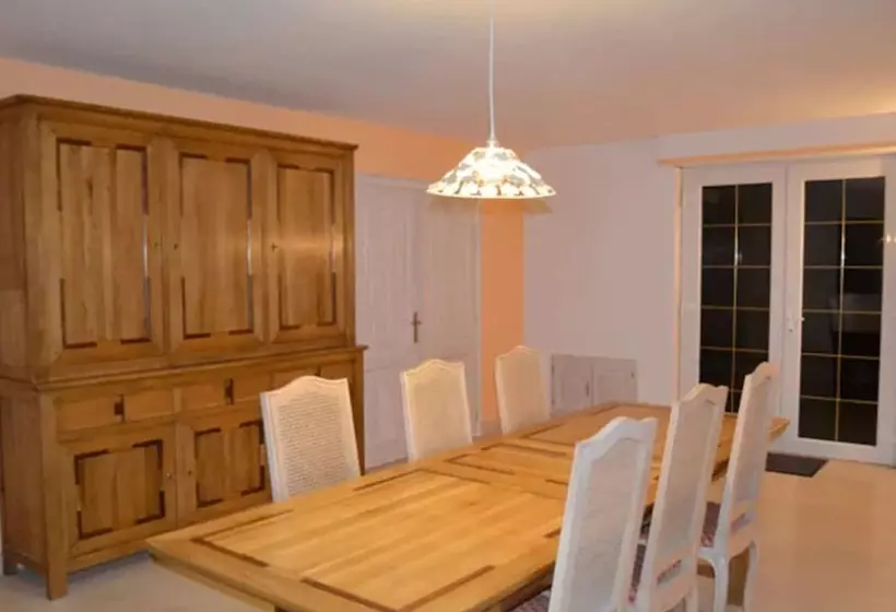 Gite Hansel, Set In Greenery Beside A Stream