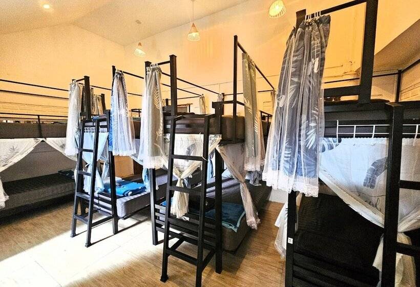 Hideout Hostel