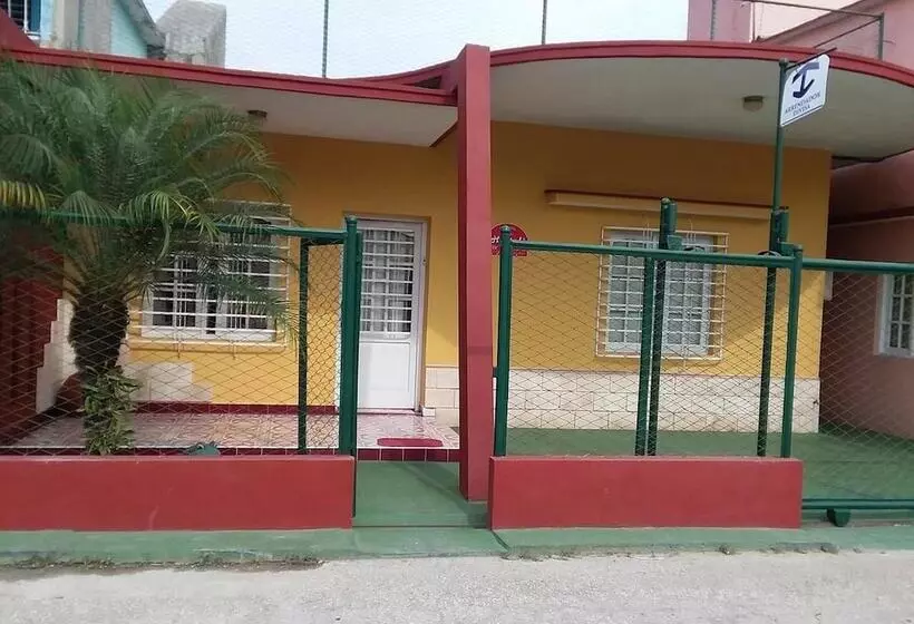 Hostal Paradisus