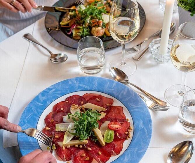 Отель Fokus N Cyan