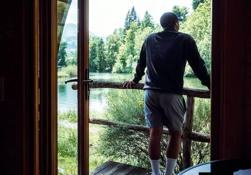 ホテル Forellensee Gstaad Zweisimmen