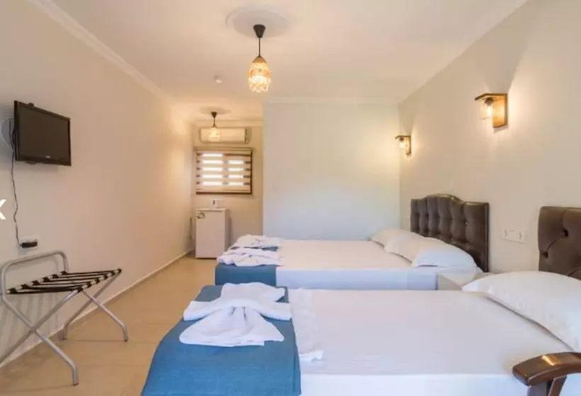 Kiyi Suites Otel Palamutbuku