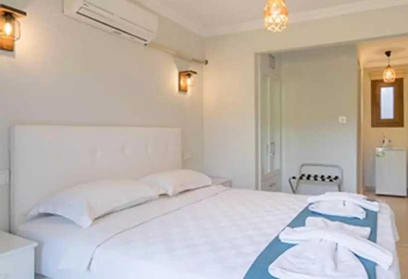 Kiyi Suites Otel Palamutbuku