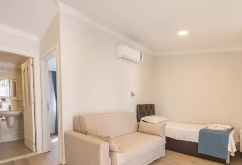 Kiyi Suites Otel Palamutbuku