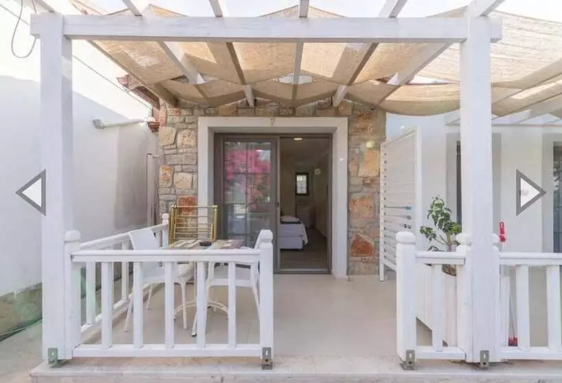 Kiyi Suites Otel Palamutbuku