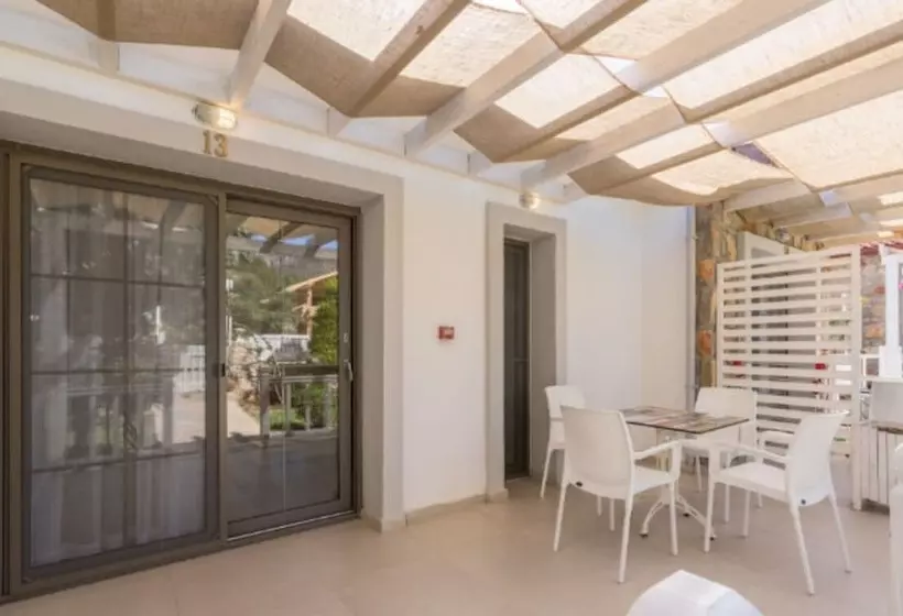 Kiyi Suites Otel Palamutbuku