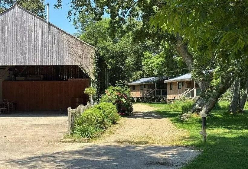 Hotelli Le Jardin Saint Germain Lodges & Events