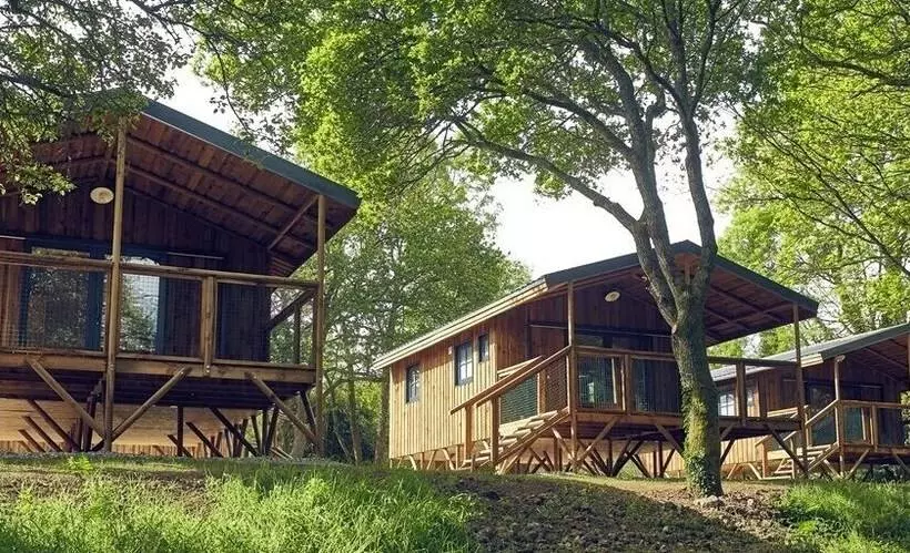 Hotelli Le Jardin Saint Germain Lodges & Events