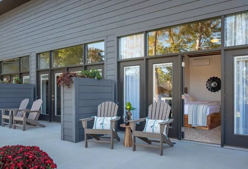 Hotelli Pebble Bay Club