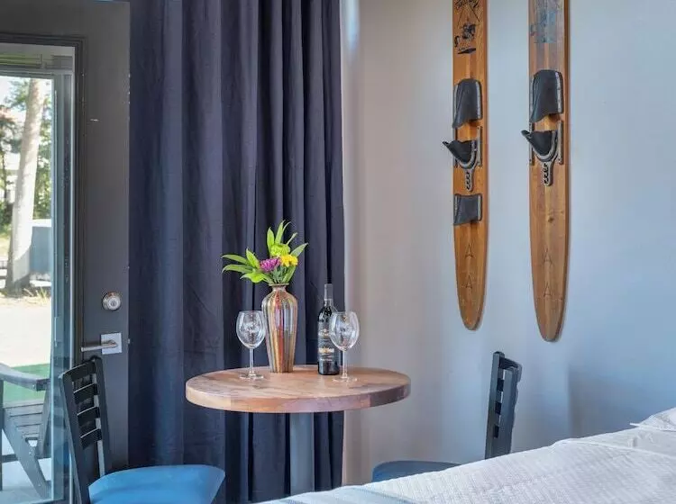 Hotelli Pebble Bay Club