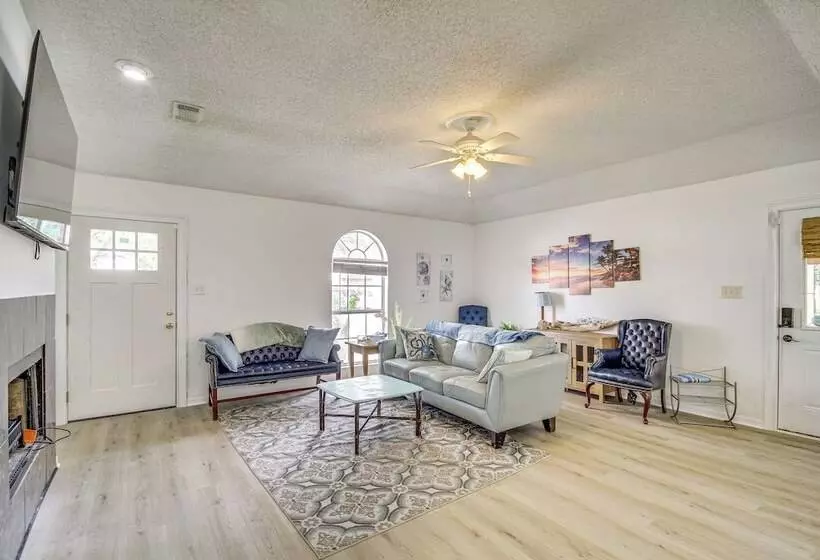 Lovely Gulfport Home: Walk To Beach,1 Mi To Marina