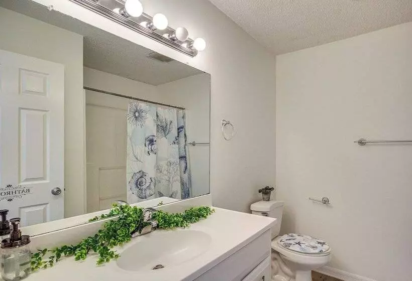 Lovely Gulfport Home: Walk To Beach,1 Mi To Marina