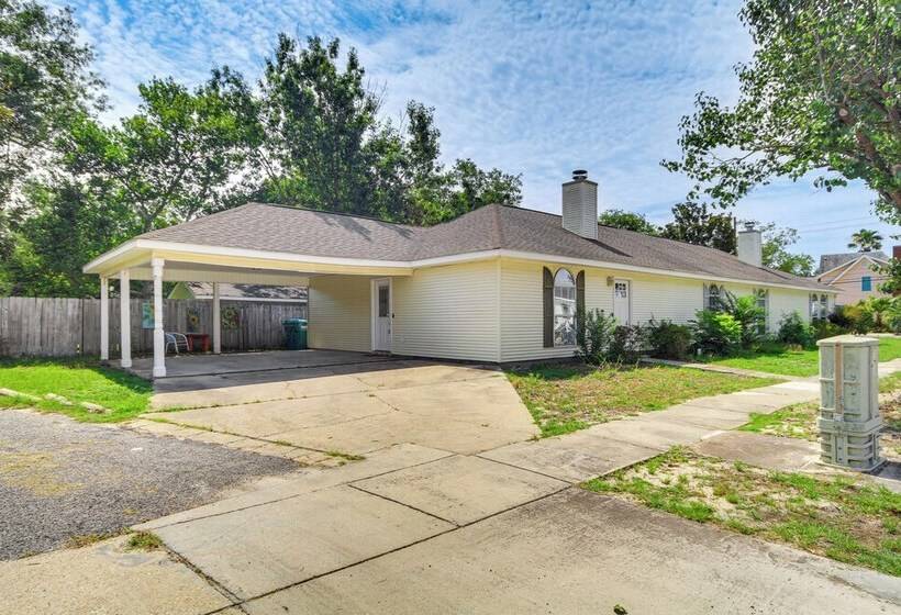 Lovely Gulfport Home: Walk To Beach,1 Mi To Marina
