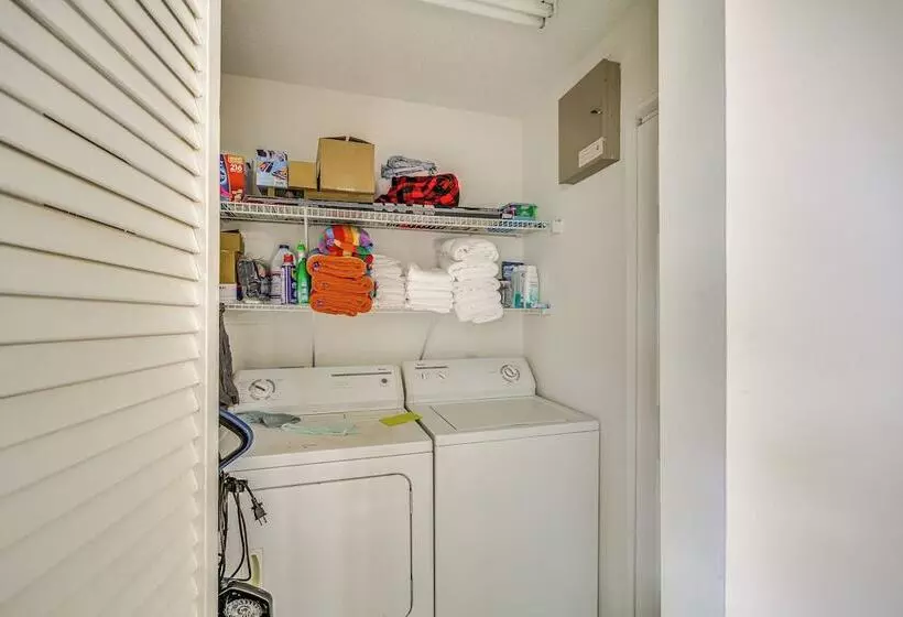 Lovely Gulfport Home: Walk To Beach,1 Mi To Marina