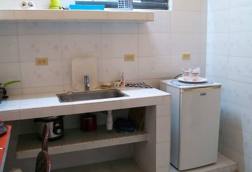 پانسیون Apart Hotel Amigos De Cubanito