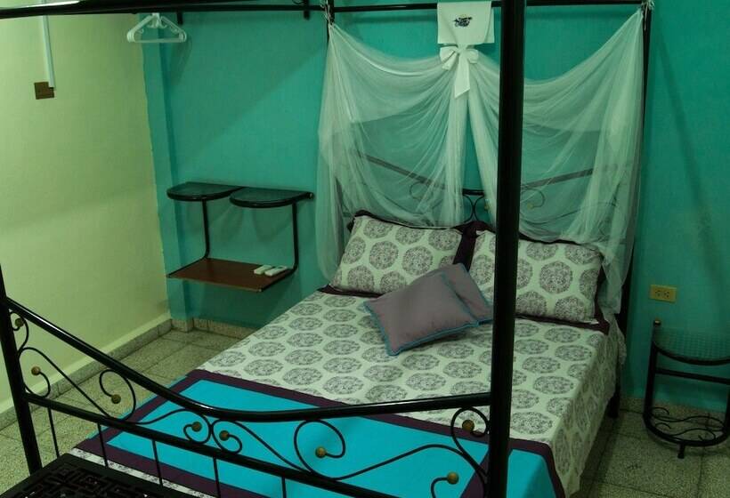 پانسیون Apart Hotel Amigos De Cubanito