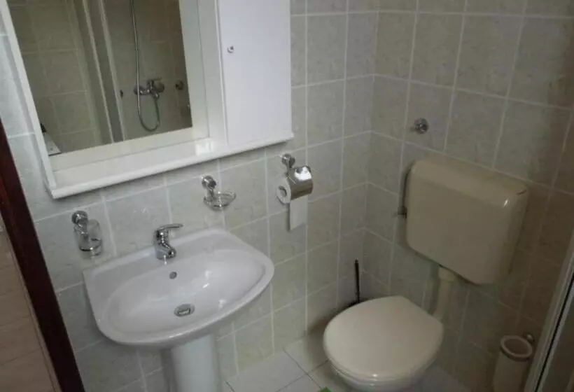 Majatalo Apartments Julia