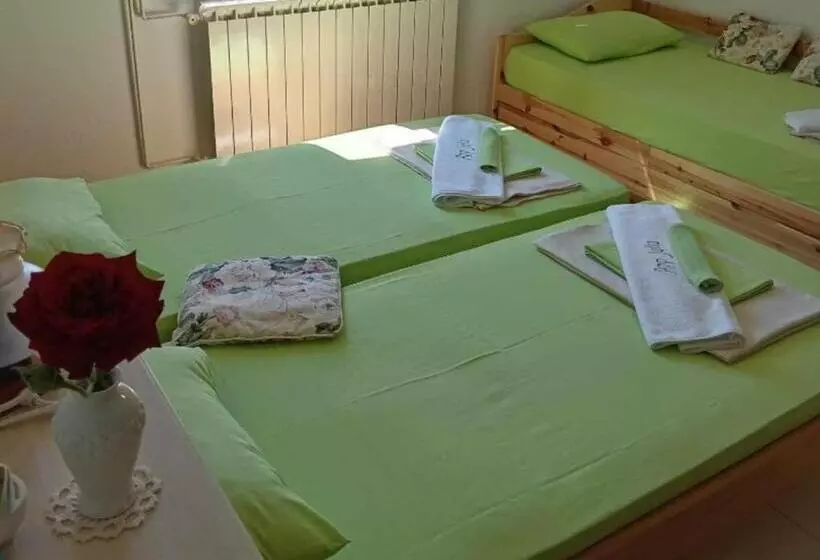 Majatalo Apartments Julia