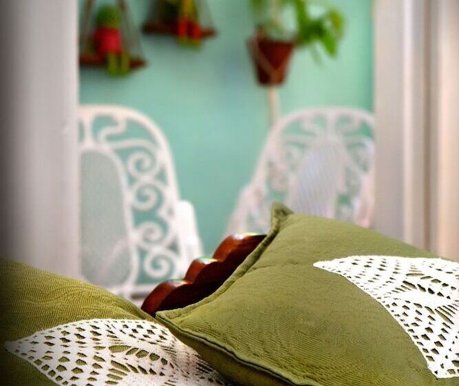 پانسیون Casa Causilla