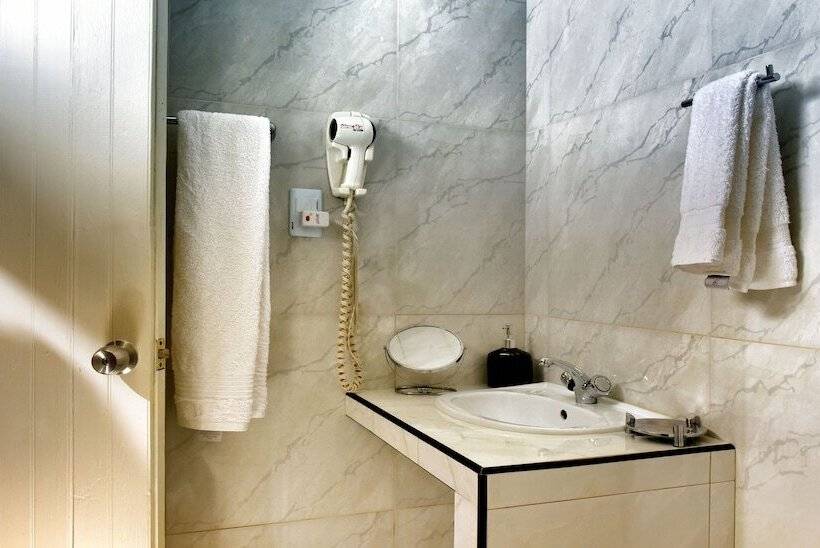 پانسیون Casa Causilla