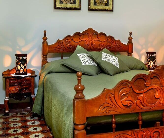 پانسیون Casa Causilla