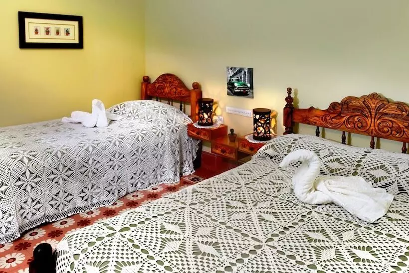 ペンション Casa Causilla