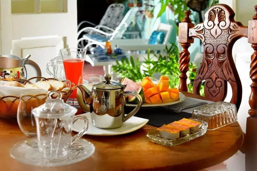 ペンション Casa Causilla