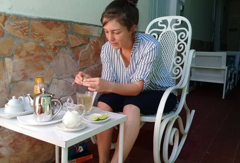 پانسیون Casa Causilla