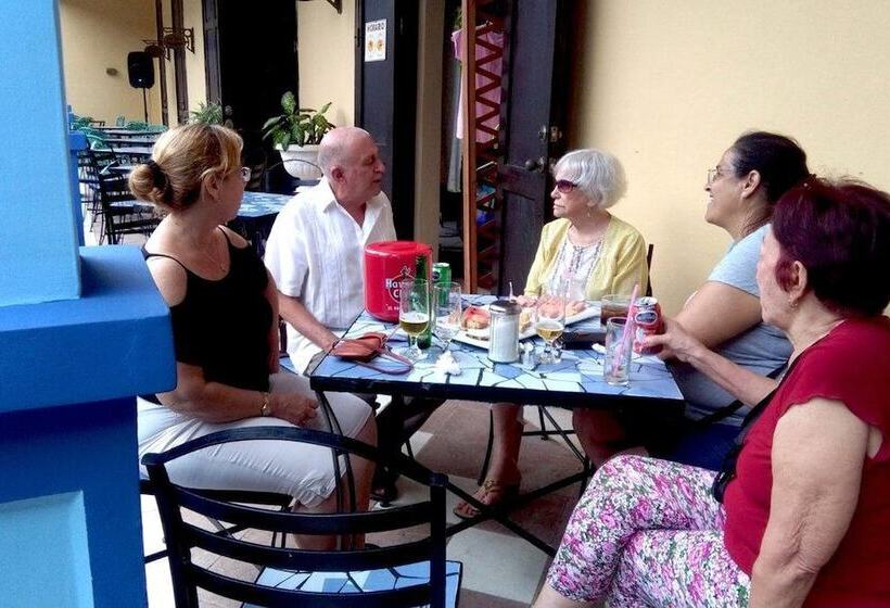 پانسیون Casa Hostal Caliz