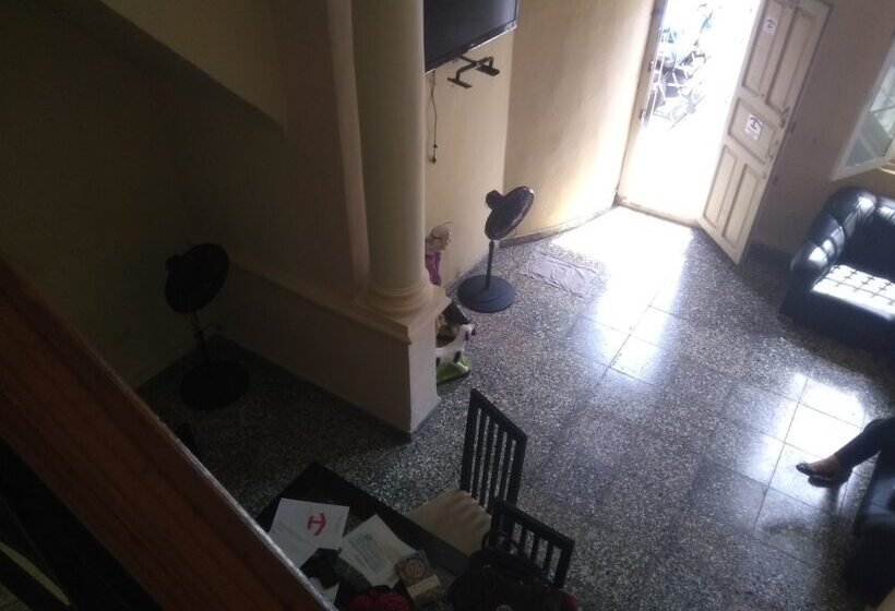 پانسیون Hostal San Lazaro 458