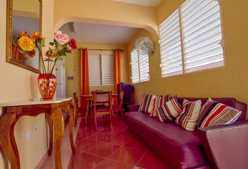 پانسیون Iriss House