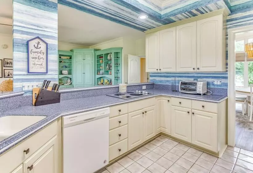 Walk To Marina: Pet Friendly Little River Home!