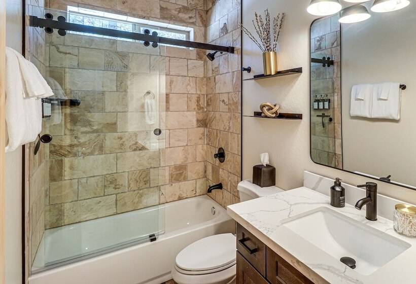 Pinetop Lakes Country Club Cabin: Golf & Hike!