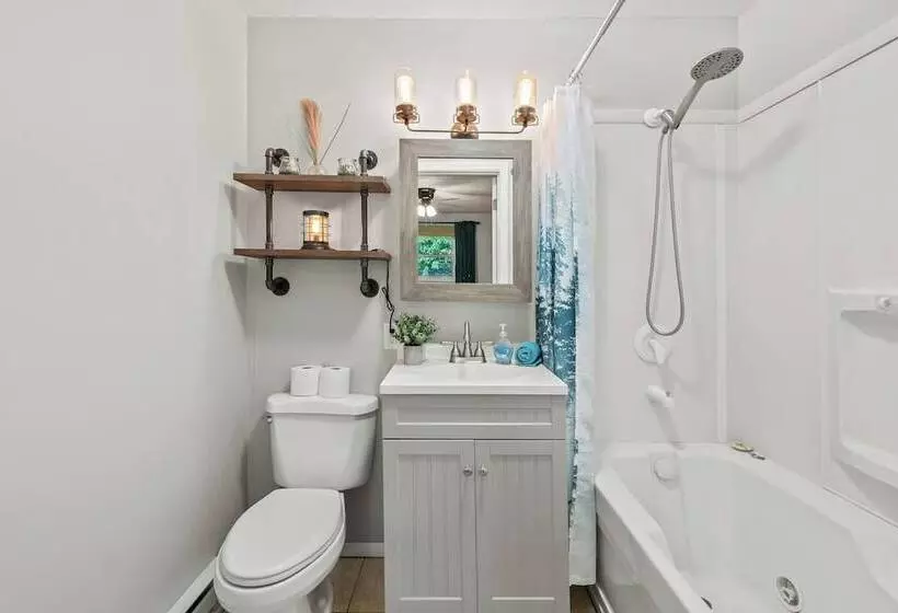 Tomhickon By Avantstay Walk To Lake Firepit + Deck