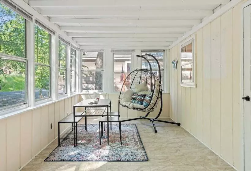 Tomhickon By Avantstay Walk To Lake Firepit + Deck