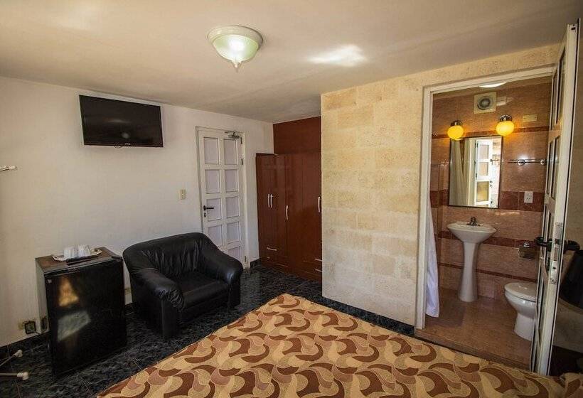 مسافرخانه Don Malecon