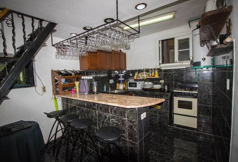 مسافرخانه Don Malecon