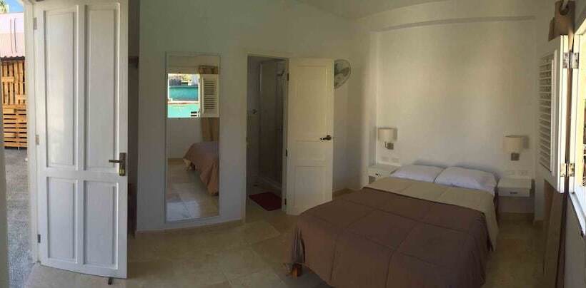 پانسیون Hostal Cotarelo