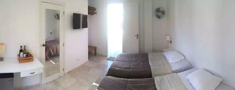 ペンション Hostal Cotarelo