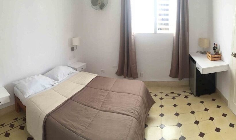 پانسیون Hostal Cotarelo