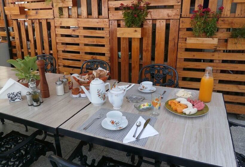 پانسیون Hostal Cotarelo