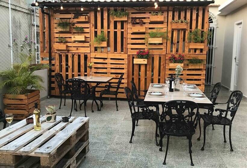 پانسیون Hostal Cotarelo