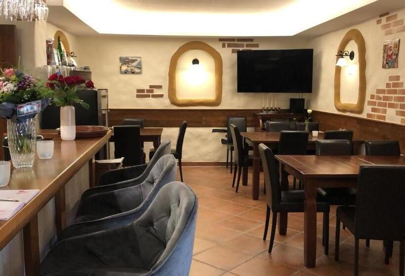 Rheinliebe Bistro Und Pension