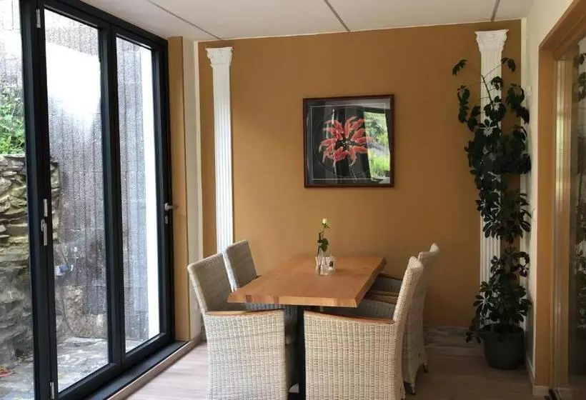 Rheinliebe Bistro Und Pension