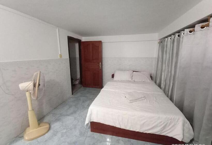 旅馆 Silver Dolphin Guesthouse & Restaurant