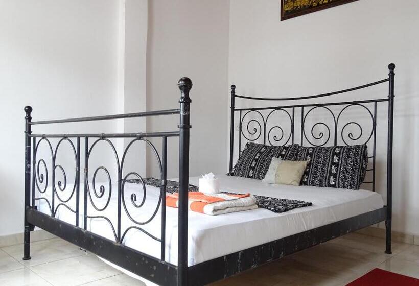 Bed & Breakfast Cocoplant Surf Inn