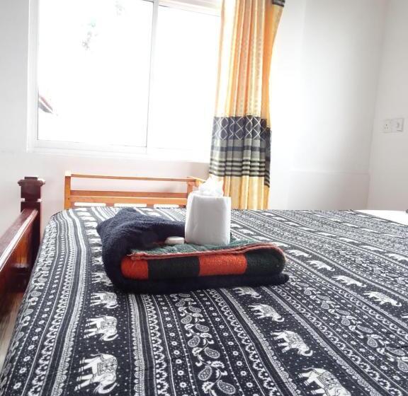 Bed & Breakfast Cocoplant Surf Inn