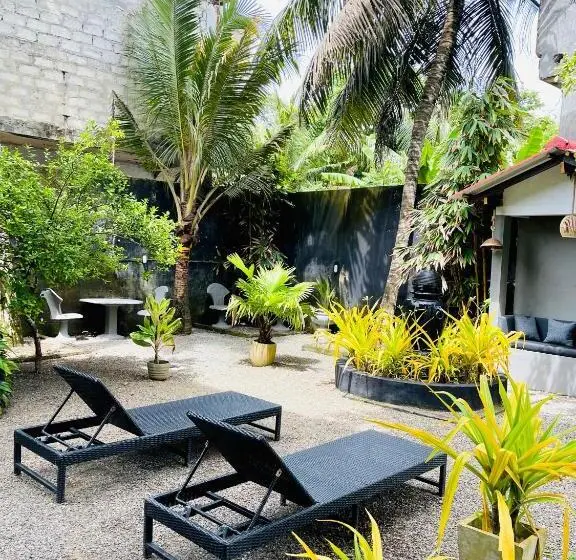 ベッドアンドブレックファースト Cocoplant Surf Inn