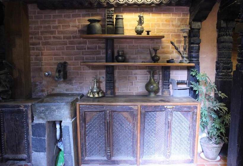 تختخواب و صبحانه Goathchen Guest House