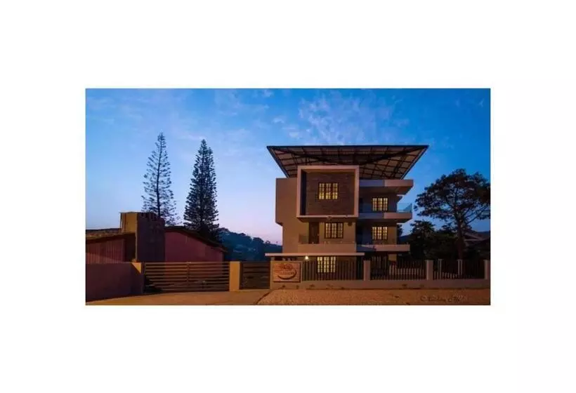 Aamiaismajoitus (B&B) Stays 42   Oleander Suites Coorg